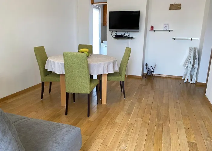 Franjo Apartman *